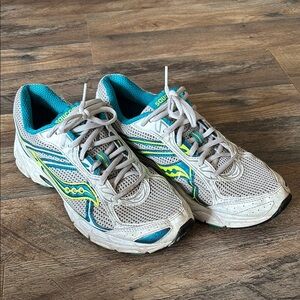 Saucony Cohesion 7 Women’s Teal and Lime Green Tennis Shoes size 10